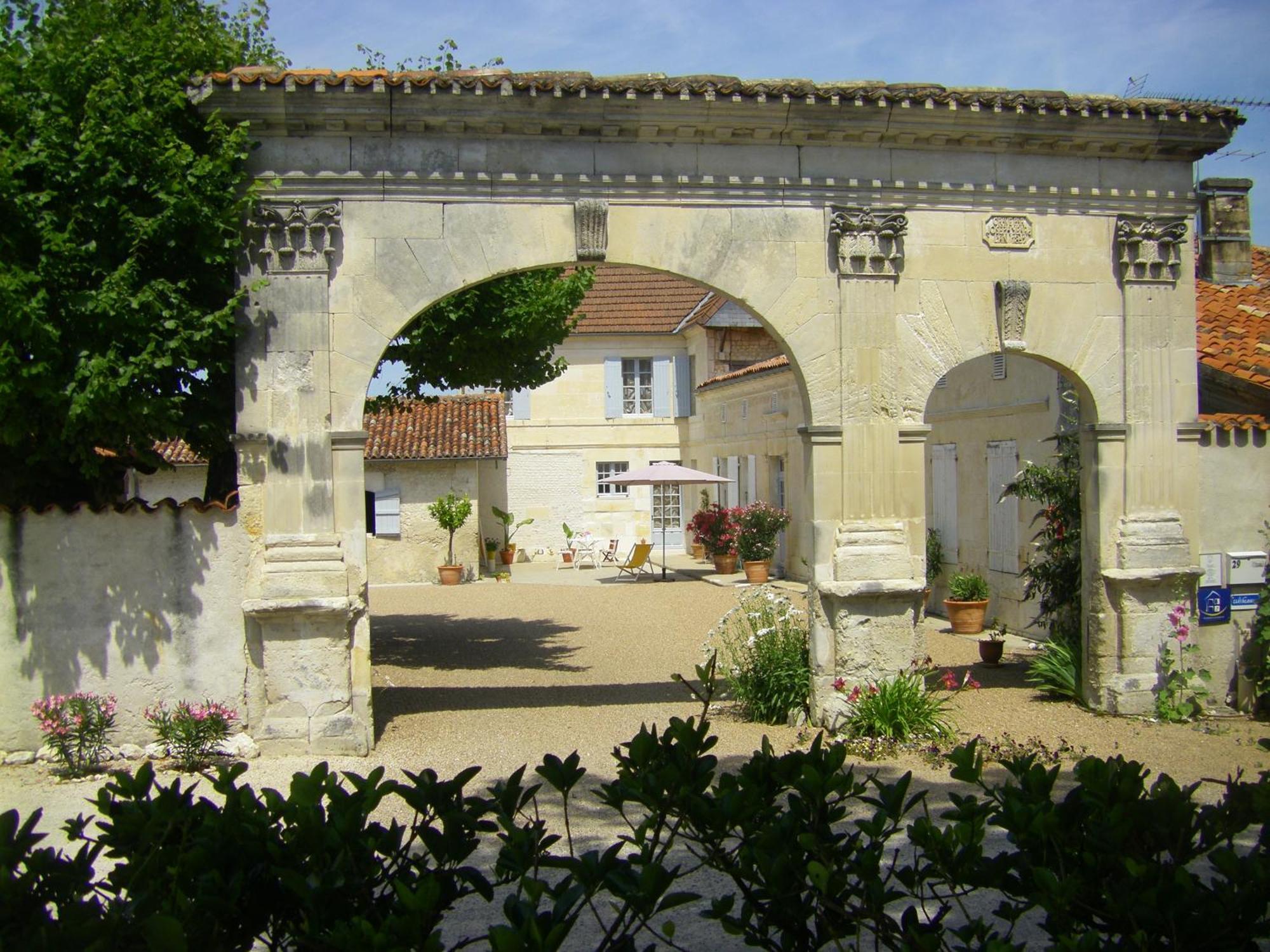 Chambre D'Hotes Clos Des Pierres Blanches Brie-sous-Archiac 외부 사진